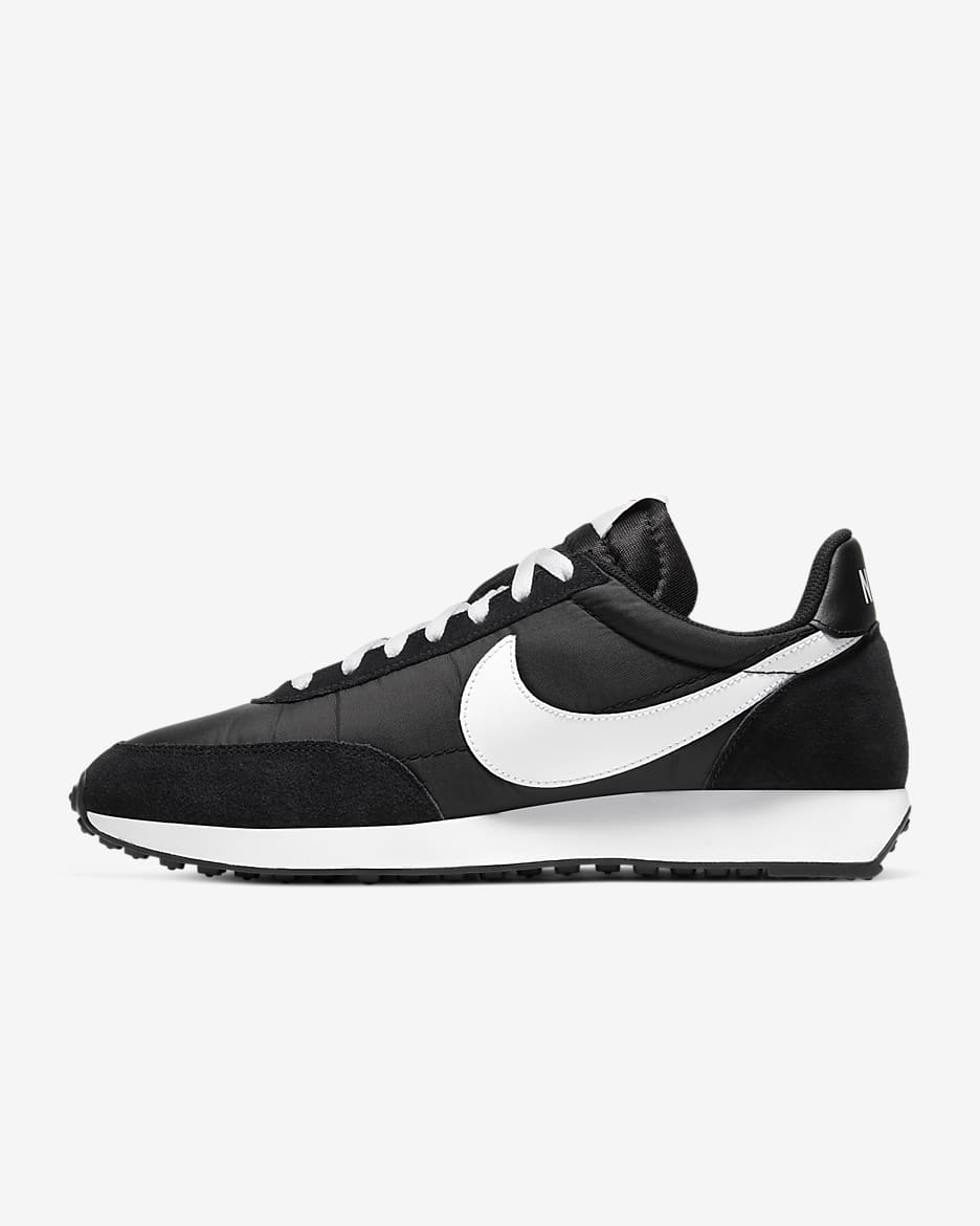 Nike tailwind black and white hotsell